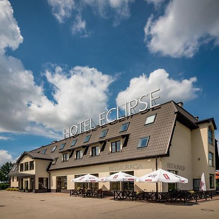 Hotel Eclipse Domasław Buitenkant foto