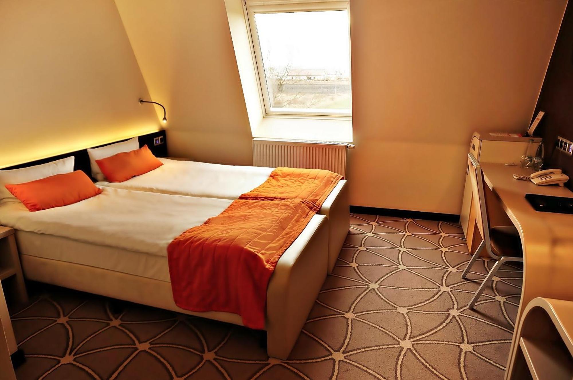 Hotel Eclipse Domasław Kamer foto
