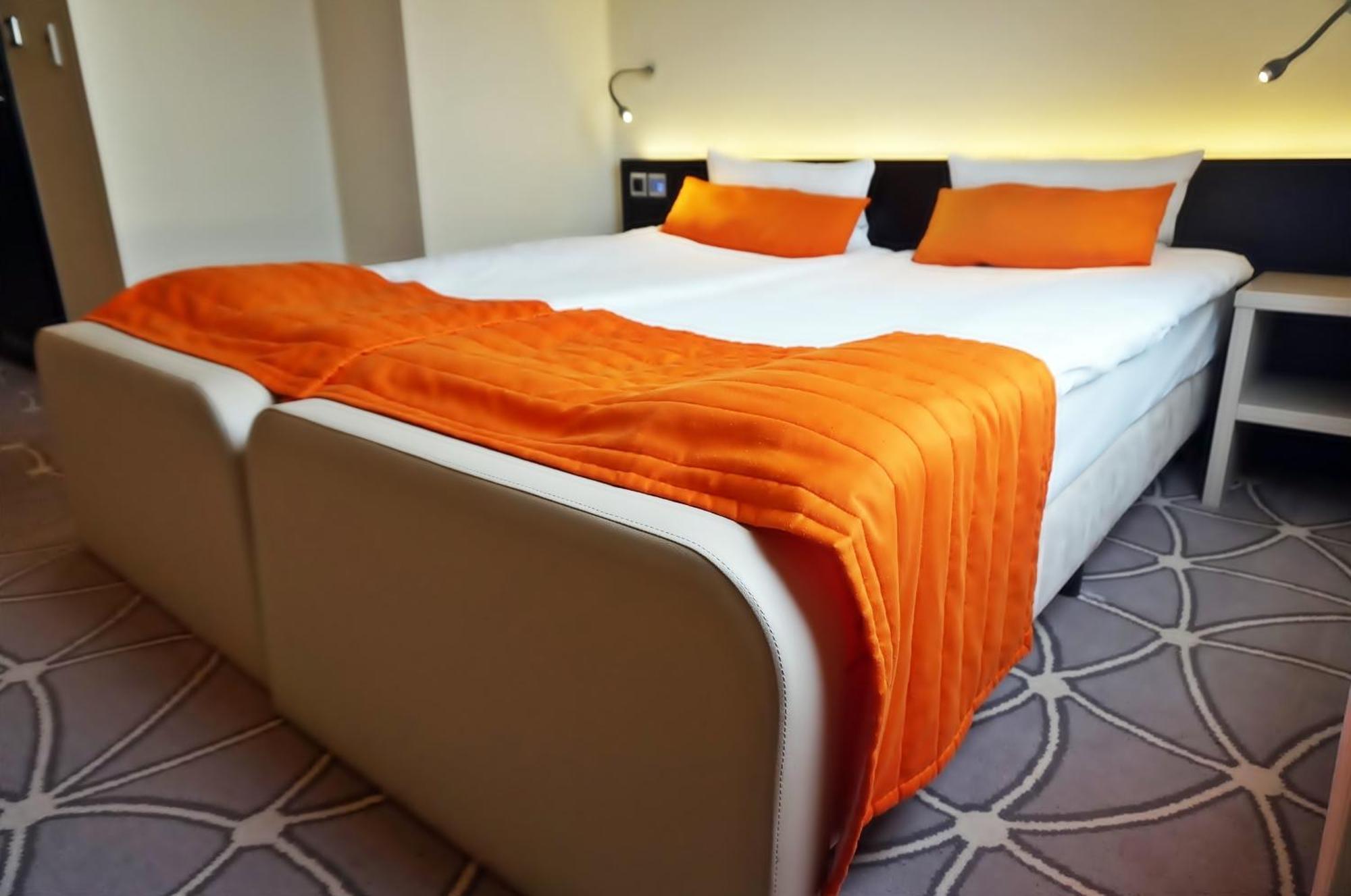 Hotel Eclipse Domasław Kamer foto